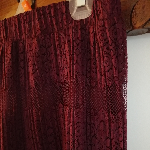 Lace midi skirt - faith and joy - Picture 6 of 9